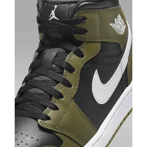 11.5M - [NEW] Men's Air Jordan 1 Mid Shoes 'Black' DQ8426-092 - Picture 7 of 8